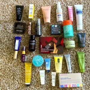Miscellaneous make up samples and some full size products
